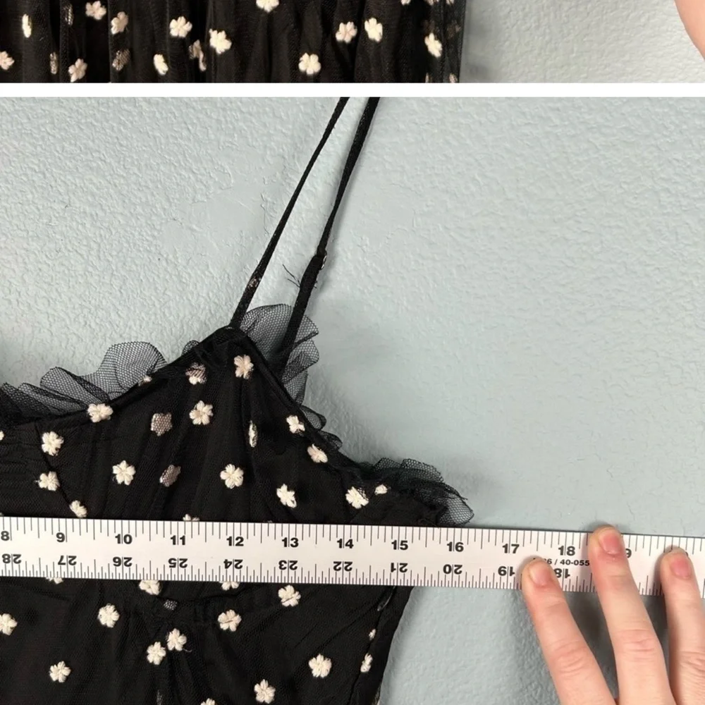 Zara Black Dress with White Floral Accents - Picture 9 of 9